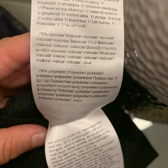 Escada Sport Sweater - Picture 6 of 6